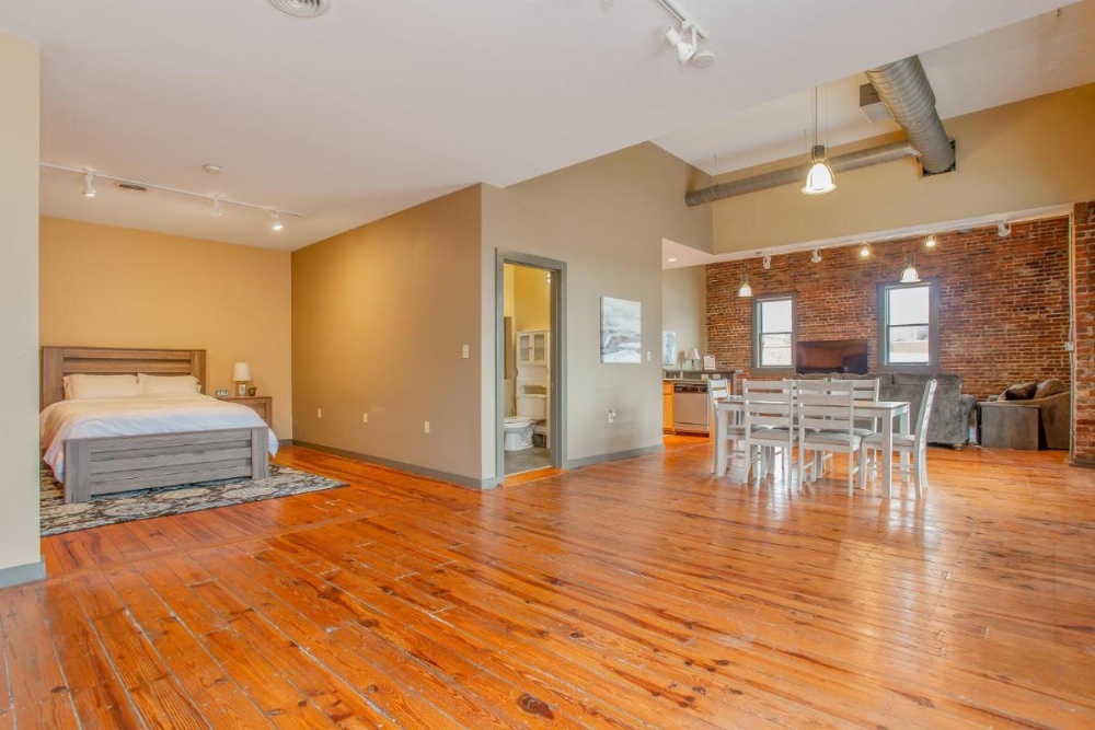 The Downtown Brick Loft Image 15