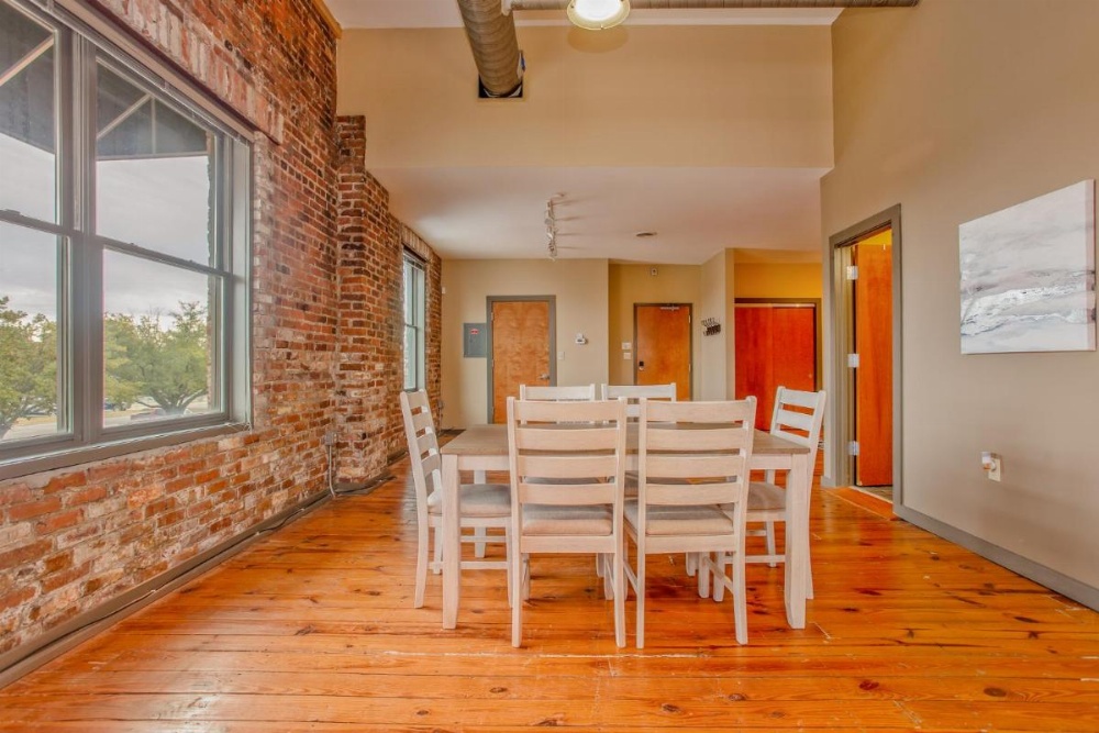 The Downtown Brick Loft Image 16